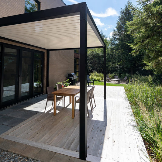 Luxury Manual Louvered Pergola