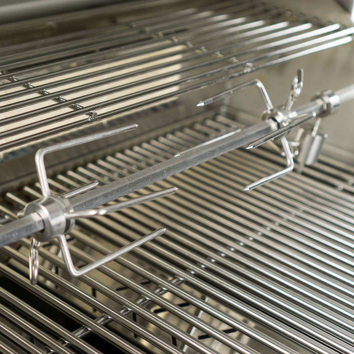 Jackson Grills BBQ Lux 550 Natural Gas and Propane - Cart